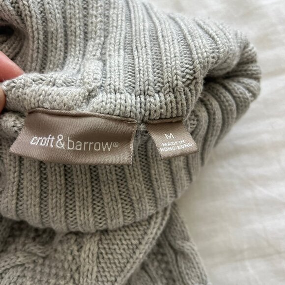 Grey cable knit utrtlenexk sweater - Picture 3 of 4